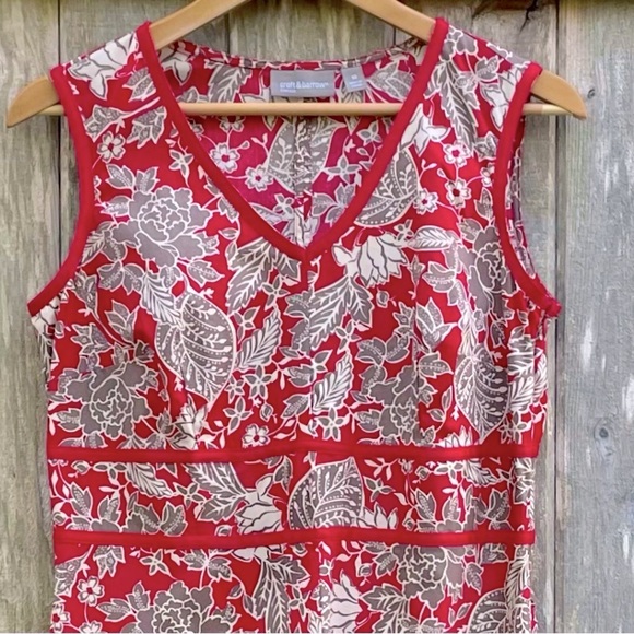 Croft & Barrow Red Sleeveless Cotton Dress With Green & Beige Floral Pattern. 10 - Picture 8 of 12